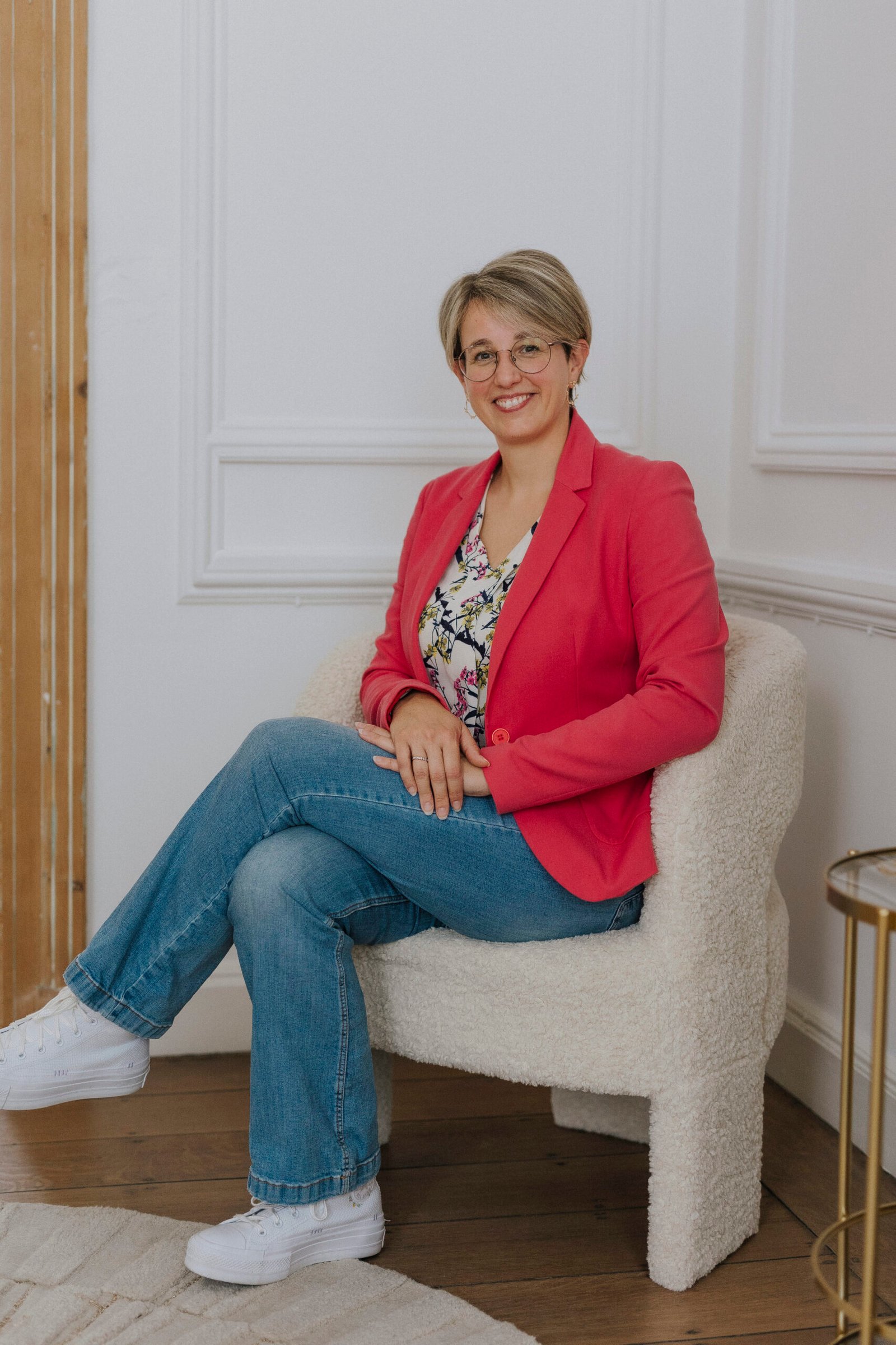 laurence, assistante administrative inyourstyle